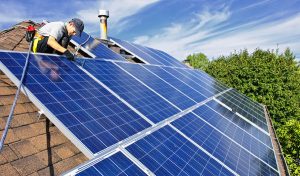 Service d'installation de photovoltaïque et tuiles photovoltaïques à Nouaille-Maupertuis